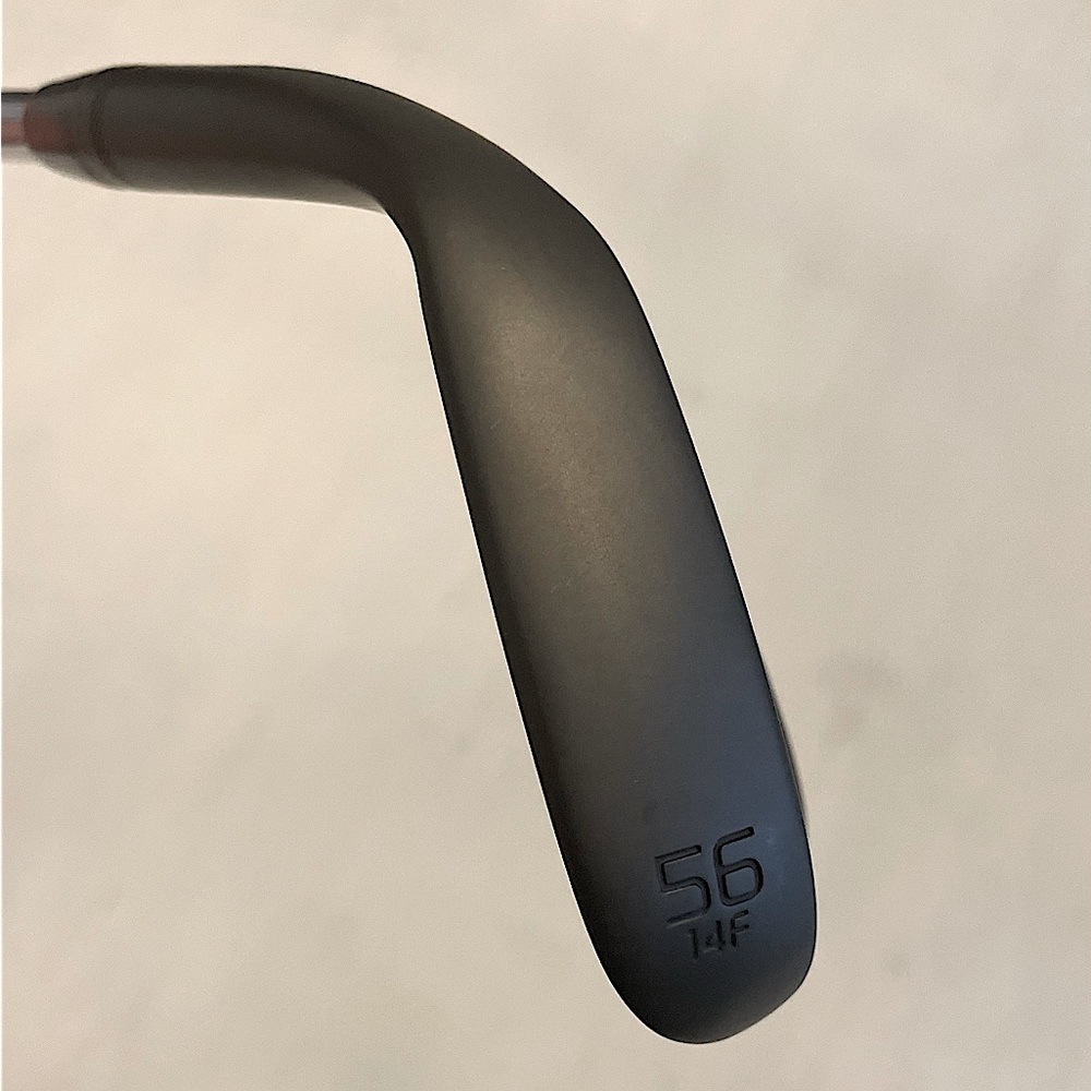 Right Hand 56 degree (14F) Titleist Vokey Design wedge